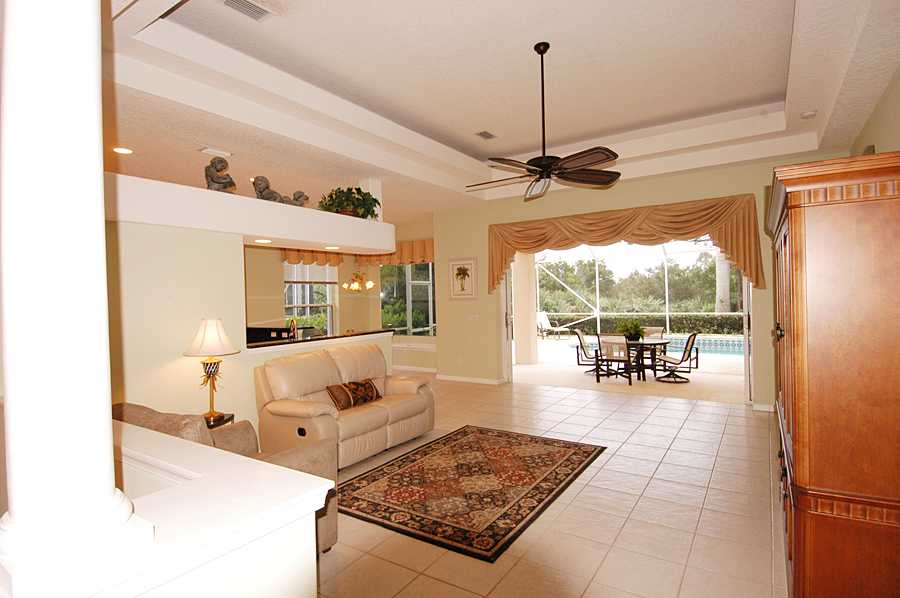 Pool Home Jensen Beach Country Club Under Contract