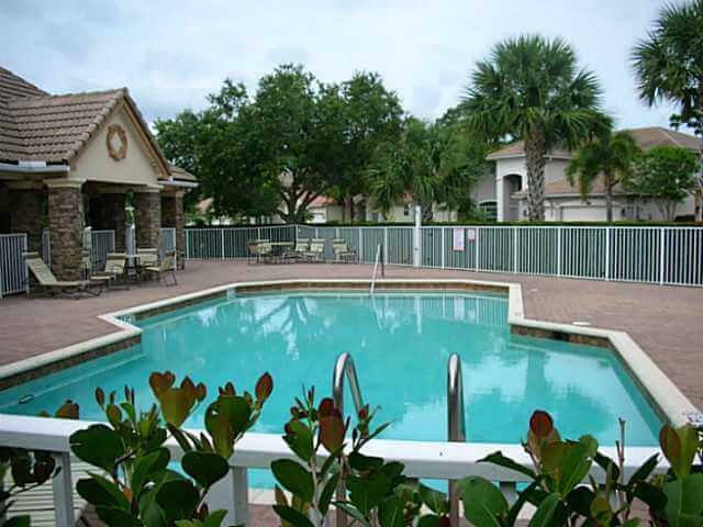 Oakbrooke Estates real estate in Palm City FL